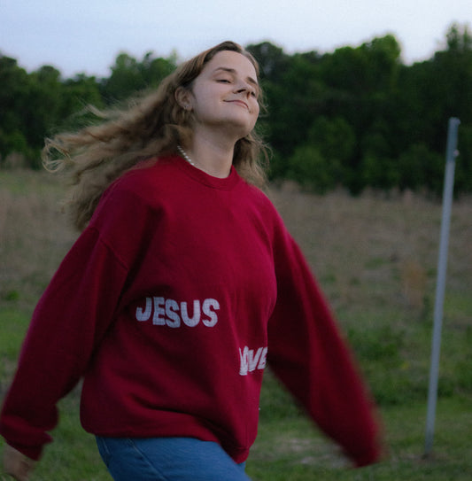 Jesus loves you crewneck- red